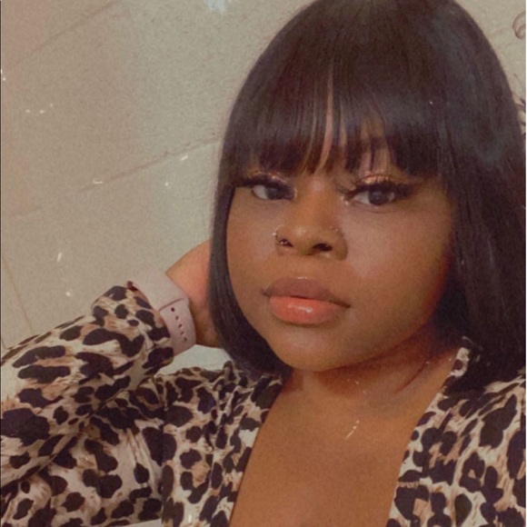 Meet your Posher, Tamika - Picture 1 of 1